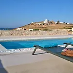 Helia With Swimming Pool Villa *