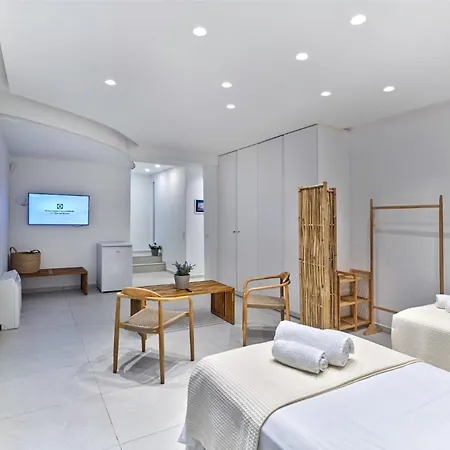 Helia With Swimming Pool * Protorgia