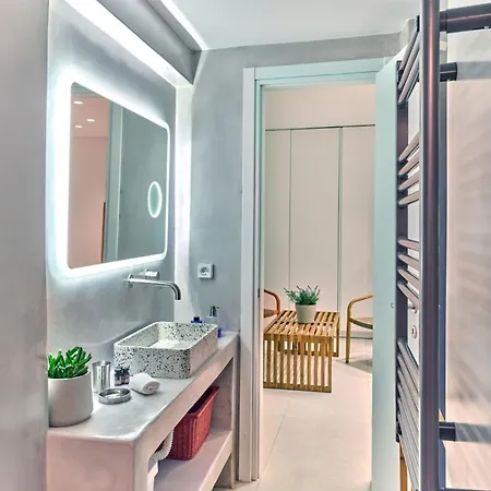 Villa Helia With Swimming Pool *