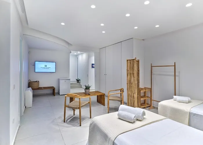 Helia With Swimming Pool * Protorgia