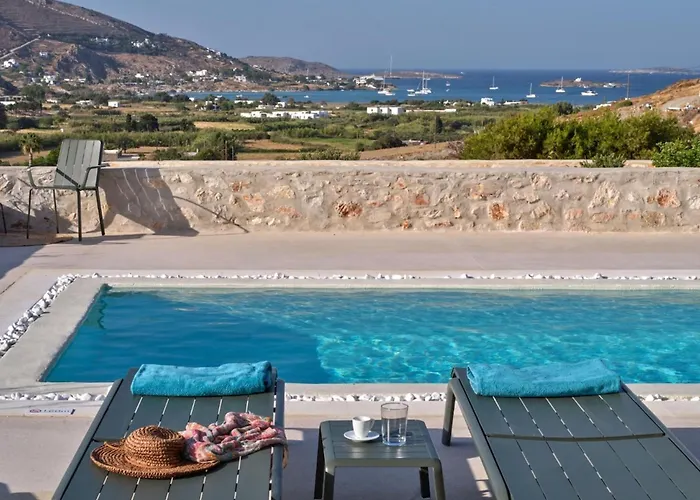 Villa Helia With Swimming Pool