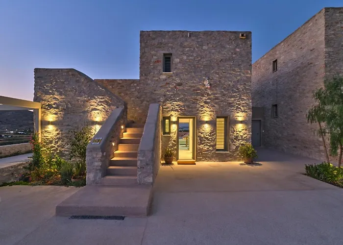 Helia With Swimming Pool Protorgia